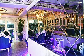 Leyenda Hotel