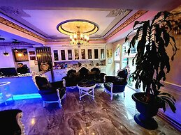 Leyenda Hotel