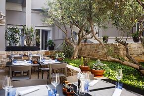 Hotel Osam