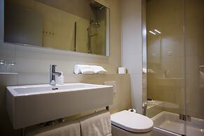 Hotel Osam
