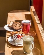 Latroupe Poblenou Beach