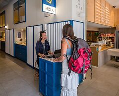 Latroupe Poblenou Beach