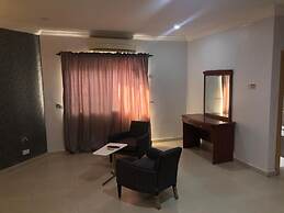 Solitude Hotel Yaba