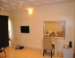 Solitude Hotel Yaba
