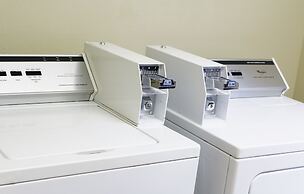 Crystal Springs Inn and Suites