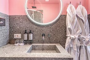 Relais Trevi 95 Boutique Hotel