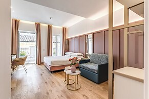 Relais Trevi 95 Boutique Hotel