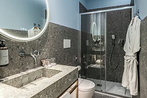 Relais Trevi 95 Boutique Hotel