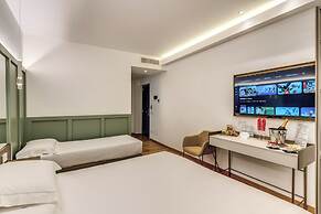 Relais Trevi 95 Boutique Hotel