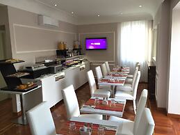 Relais Trevi 95 Boutique Hotel