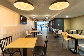 B&B HOTEL ANGERS Parc Expos