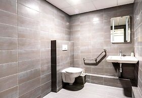 B&B HOTEL ANGERS Parc Expos