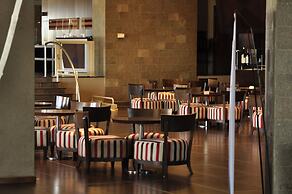 Rayentray Grand Hotel
