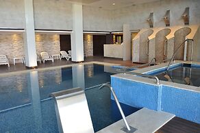 Rayentray Grand Hotel