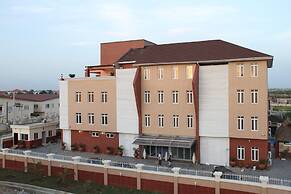 Palazzo Dumont Hotel