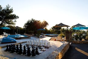 Waterman Beach Village