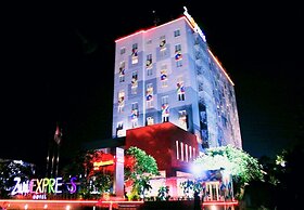 Zuri Express Lippo Cikarang