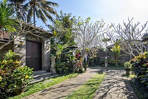 Ubud Raya Villa