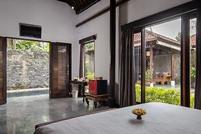 Ubud Raya Villa