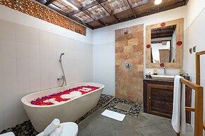 Ubud Raya Villa