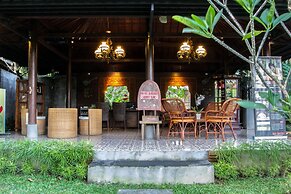 Ubud Raya Villa
