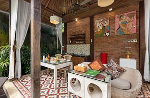 Ubud Raya Villa