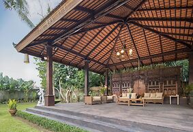 Ubud Raya Villa
