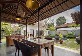 Ubud Raya Villa