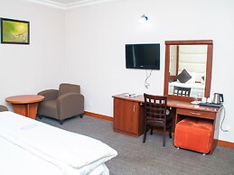 Denis Hotel