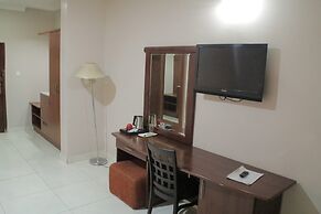 Denis Hotel
