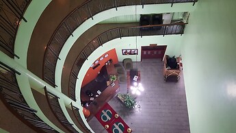 Denis Hotel