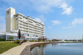 The Inn At Harbor Shores