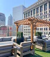 Metropolitan at The 9, Autograph Collection