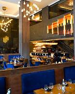 Metropolitan at The 9, Autograph Collection