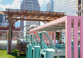 Metropolitan at The 9, Autograph Collection