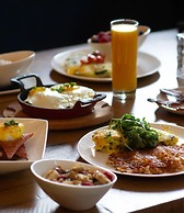 Metropolitan at The 9, Autograph Collection