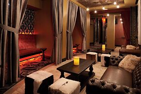 Metropolitan at The 9, Autograph Collection