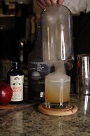 Metropolitan at The 9, Autograph Collection