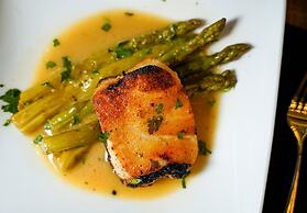 Metropolitan at The 9, Autograph Collection