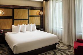 Metropolitan at The 9, Autograph Collection