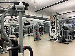 Metropolitan at The 9, Autograph Collection