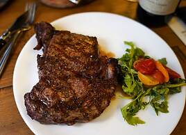 Metropolitan at The 9, Autograph Collection