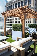 Metropolitan at The 9, Autograph Collection