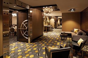 Metropolitan at The 9, Autograph Collection