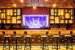 Metropolitan at The 9, Autograph Collection