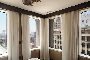 Metropolitan at The 9, Autograph Collection