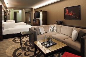 Metropolitan at The 9, Autograph Collection