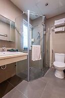 Golden Sunshine Villa Hotel and Travel