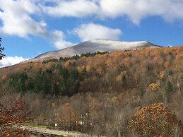 Aerie Inn of Vermont