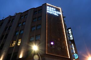 East Dragon Hotel
